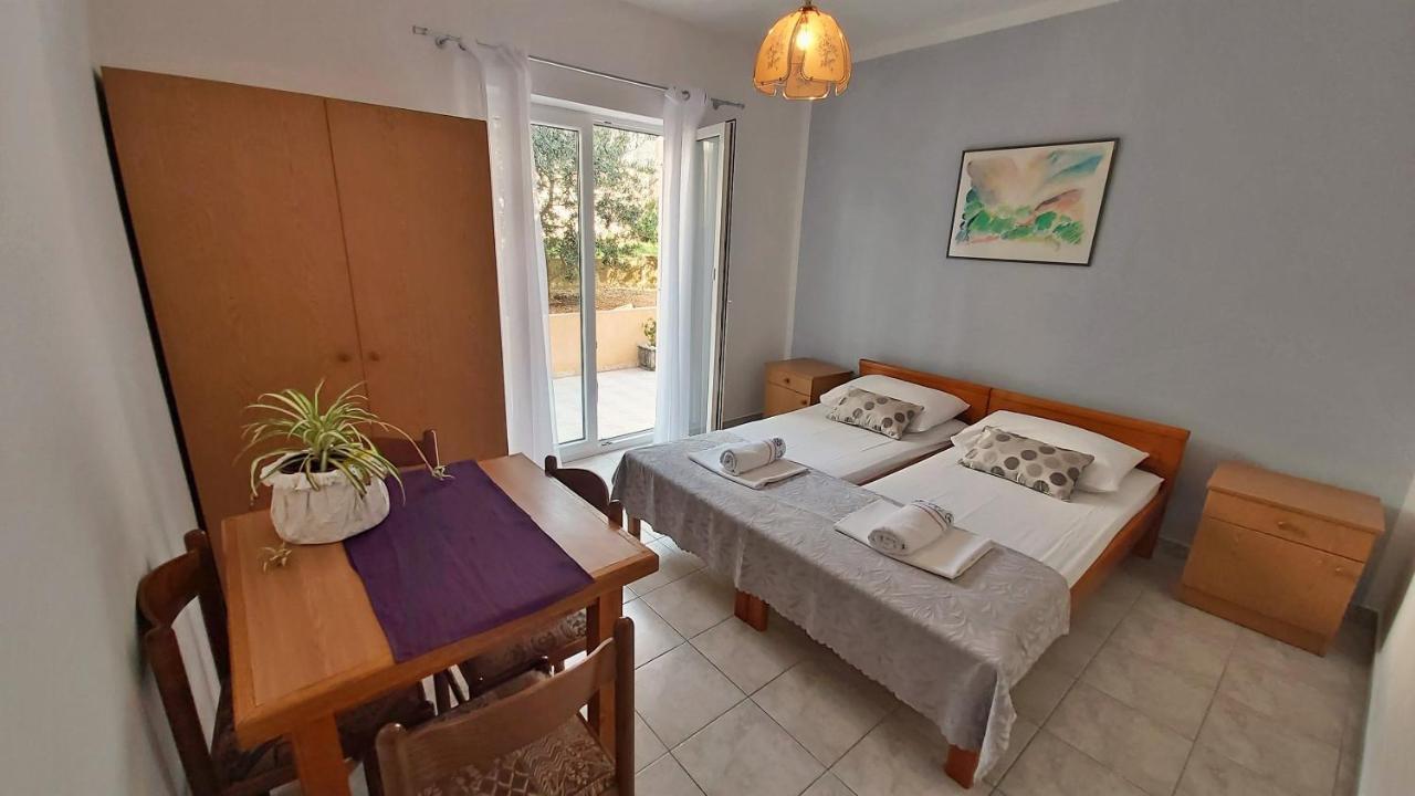 Apartments Mandalinic Omiš Εξωτερικό φωτογραφία