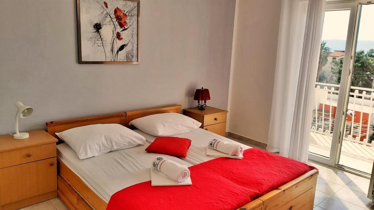 Apartments Mandalinic Omiš Εξωτερικό φωτογραφία
