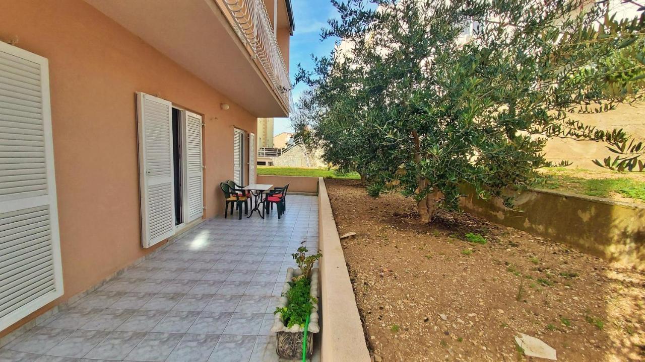 Apartments Mandalinic Omiš Εξωτερικό φωτογραφία