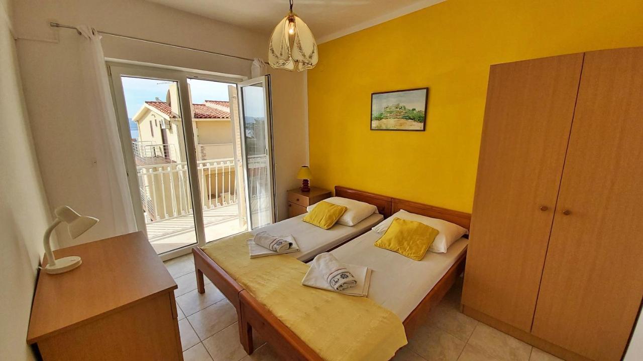 Apartments Mandalinic Omiš Εξωτερικό φωτογραφία