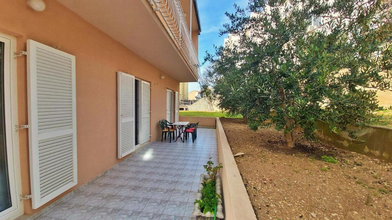 Apartments Mandalinic Omiš Εξωτερικό φωτογραφία