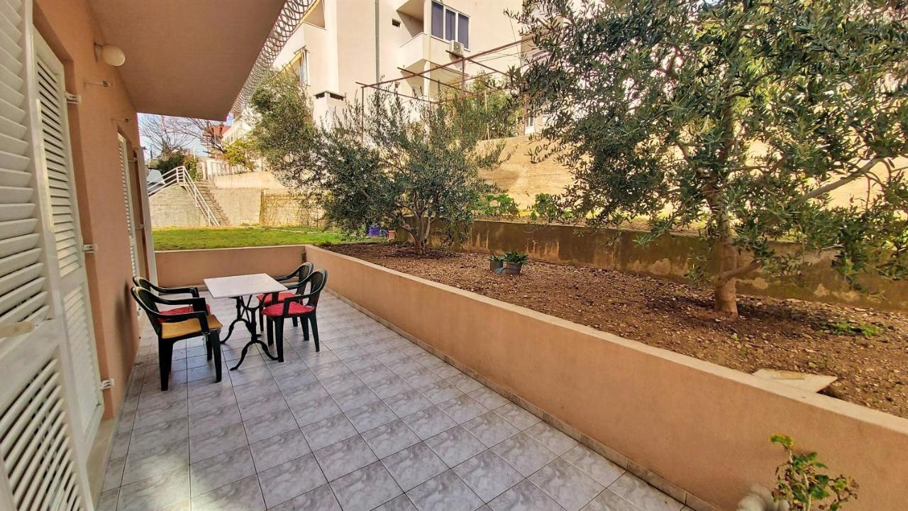 Apartments Mandalinic Omiš Εξωτερικό φωτογραφία