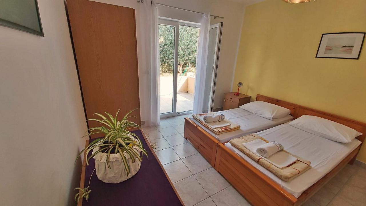 Apartments Mandalinic Omiš Εξωτερικό φωτογραφία